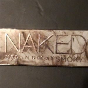 Naked: Urban Decay Smoky palette